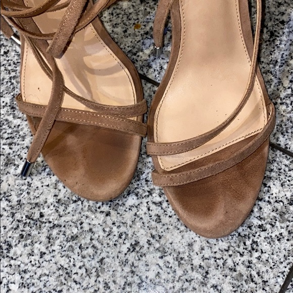 Steve Madden 3” tan suede leather open toed sandal - Picture 2 of 9